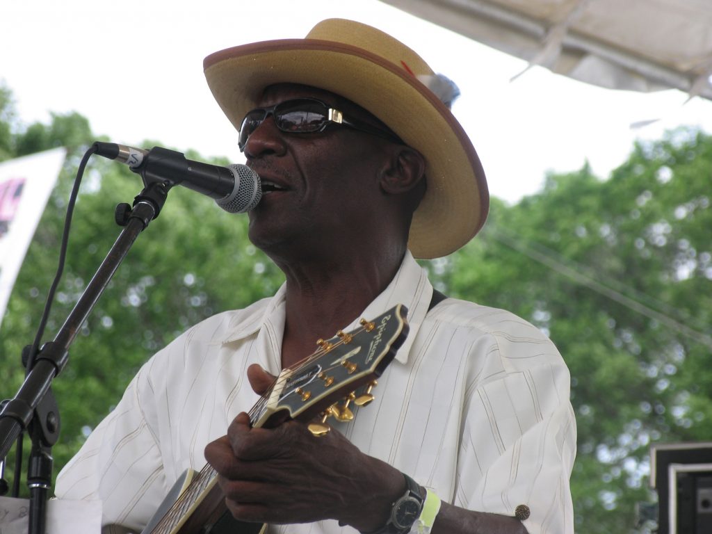 Jimmy “Duck” Holmes of Bentonia performing at the 2007 Chicago Blues Festival.