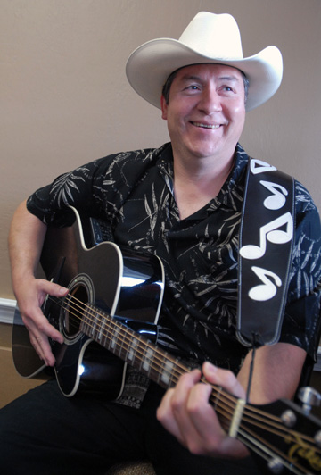 Guitarist and singer Pete Castorena of Jackson, the “Tejano Cowboy” (photo by Kate Medley for the Mississippi Arts Commission).