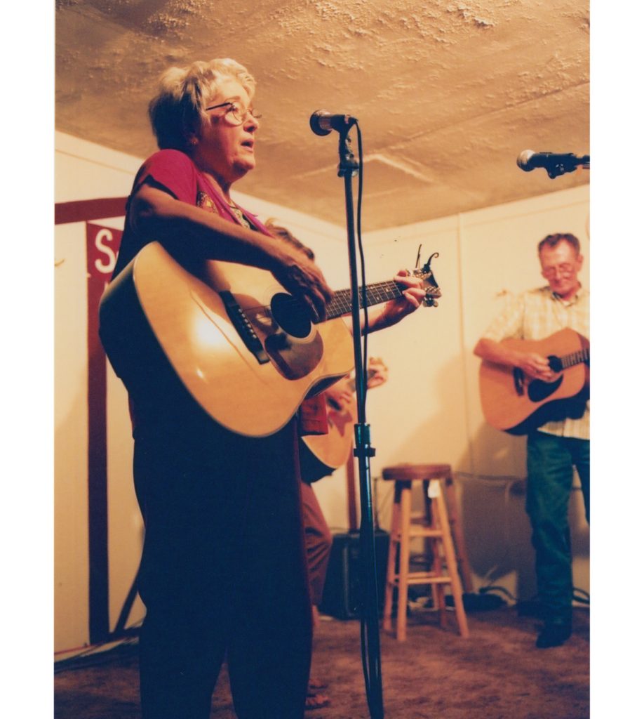 Guitarist and singer Bette Jones performing at the Sebastopol Opry, August 2005 (all photos in this entry by Wiley Prewitt for the Mississippi Arts Commission).
