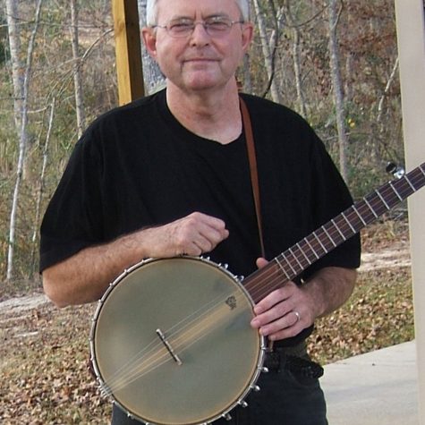 Banjo player Johnny Rawls of Mendenhall (photo by Chris Goertzen for the Mississippi Arts Commission).